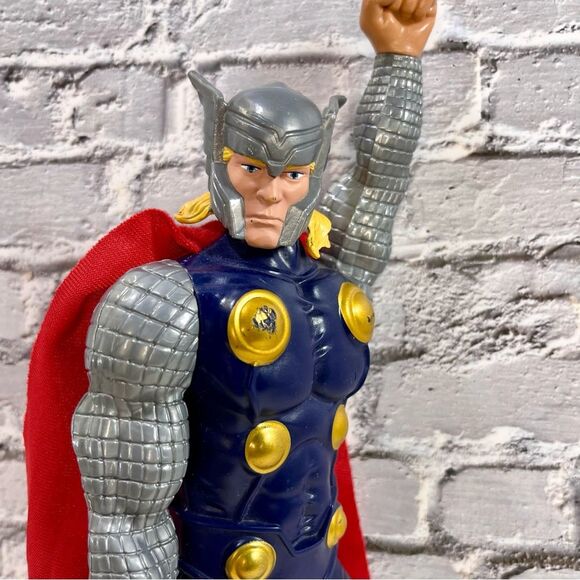 Marvel THOR Action Figure 2013 - 12" - Picture 5 of 8